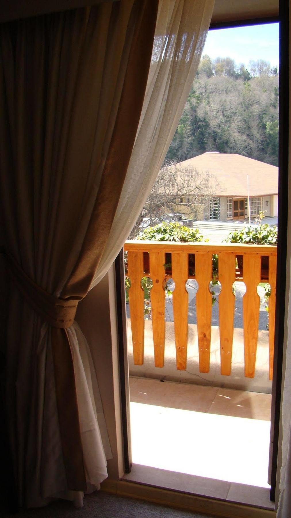 Hotel Baviera Parral Exterior foto